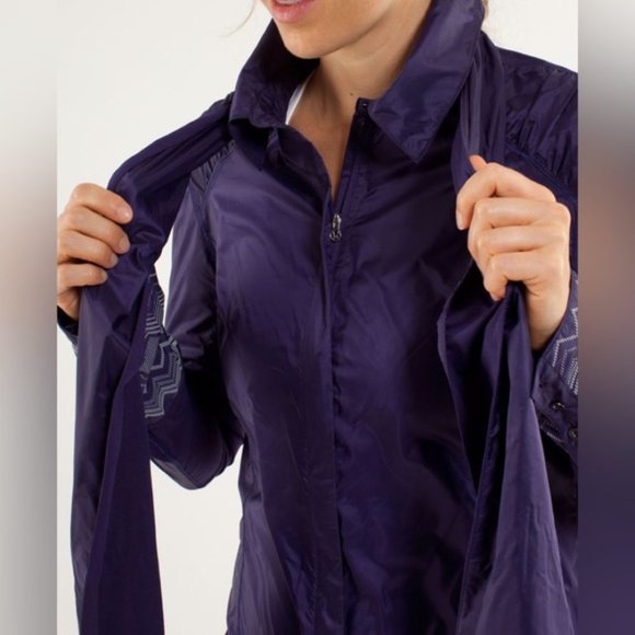 lululemon athletica Purple Jacket - Picture 6 of 16